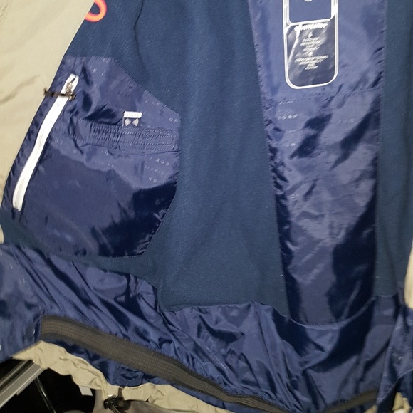 *SOLD*Bonfire Silver Series Mens Snowboard Jacket - Picture 2 of 8